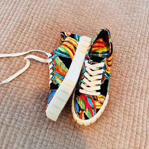 FARM RIO black banana print platform sneakers NWOT - Picture 4 of 9